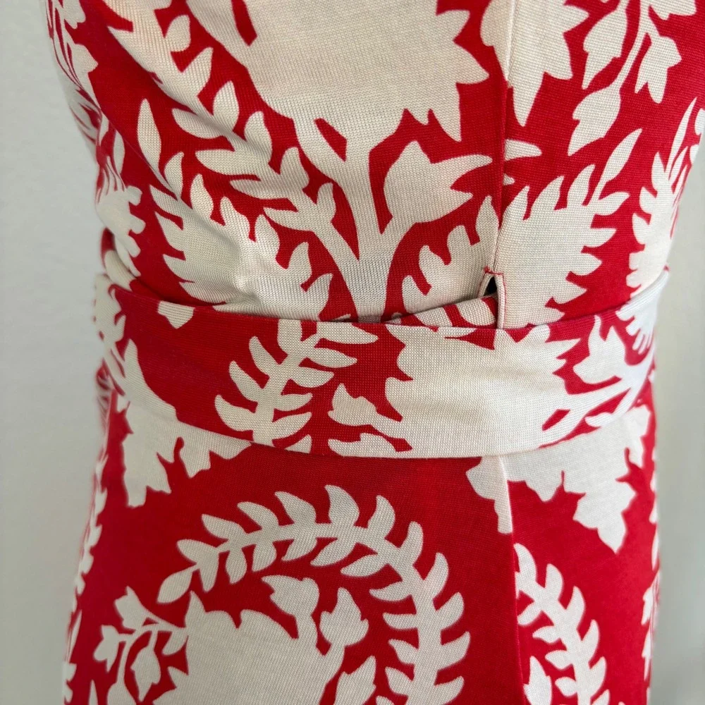 Diane von Furstenberg Yahzi Silk Wrap Dress, Sleeveless Floral | Size 4 Red 70s